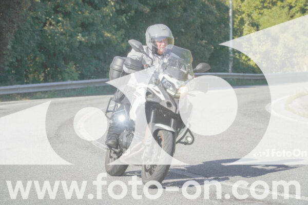<h1 class="product-title">thumb_FF109837</h1>