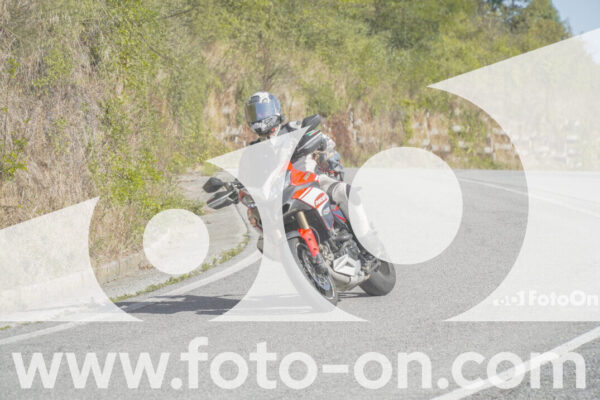 <h1 class="product-title">thumb_FF109852</h1>