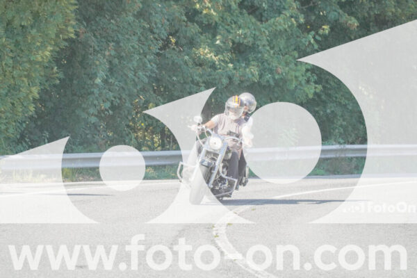<h1 class="product-title">thumb_FF109885</h1>