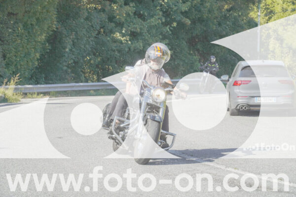 <h1 class="product-title">thumb_FF109886</h1>
