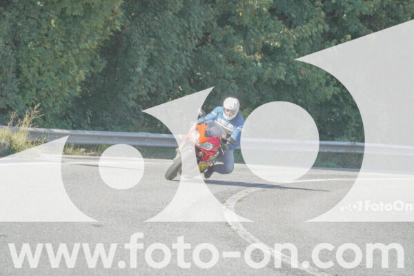 <h1 class="product-title">thumb_FF109910</h1>