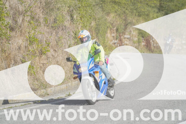 <h1 class="product-title">thumb_FF109919</h1>