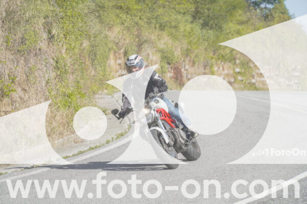 <h1 class="product-title">thumb_FF109925</h1>