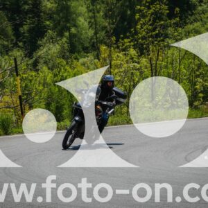 thumb_ANA2398
