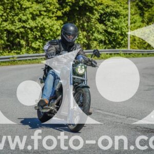 thumb_FF107400