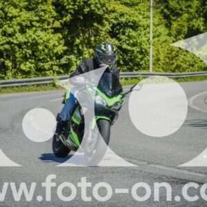 thumb_FF107401