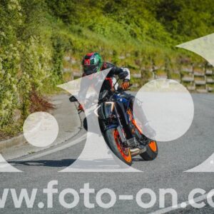 thumb_FF108452