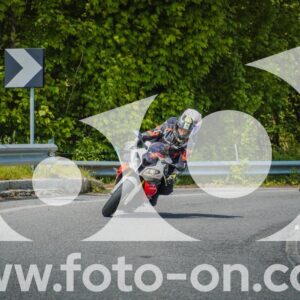 thumb_FF109933-2