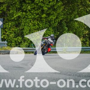 thumb_FF109959-2