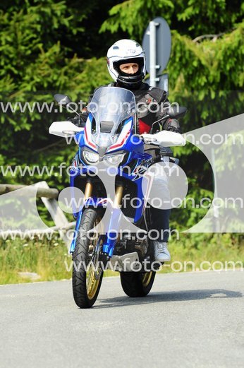 thumb_B5D306EF-1451-4B00-BC3C-CE1363F8F87A