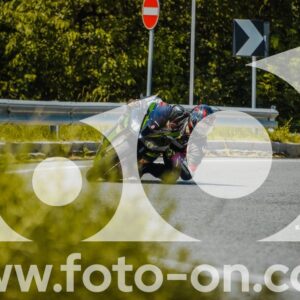 thumb_FF108436